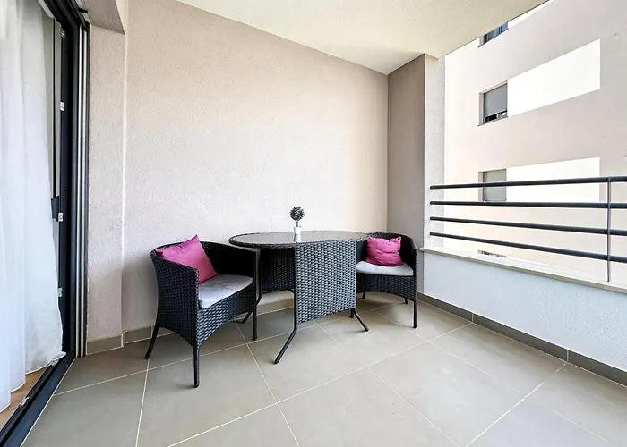 S'akvarel 1 - Private Garage Split