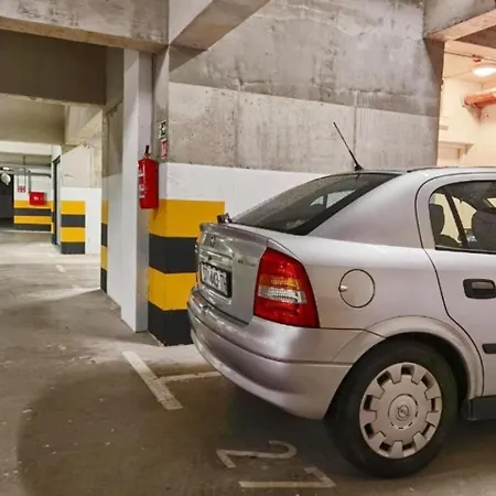 S'akvarel 1 & 5 - Private Garage