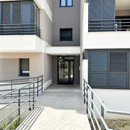 S'akvarel 1 & 5 - Private Garage Split