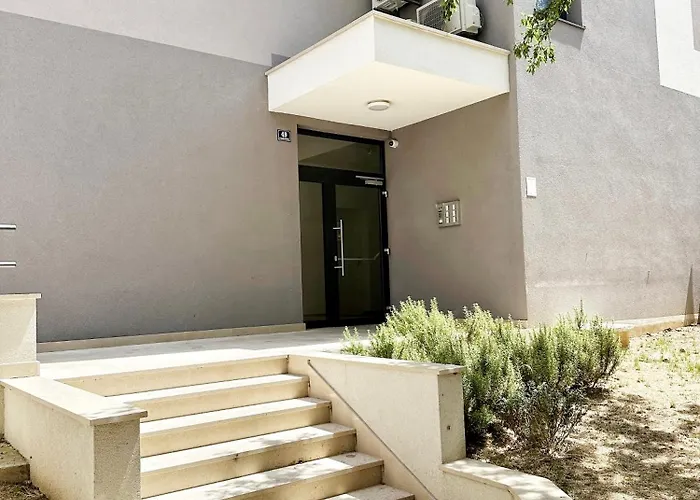 Apartman S'akvarel 1 - Private Garage Split
